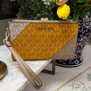 Michael Kors Jet Set Travel Gold and Tan Wristlet Wallet